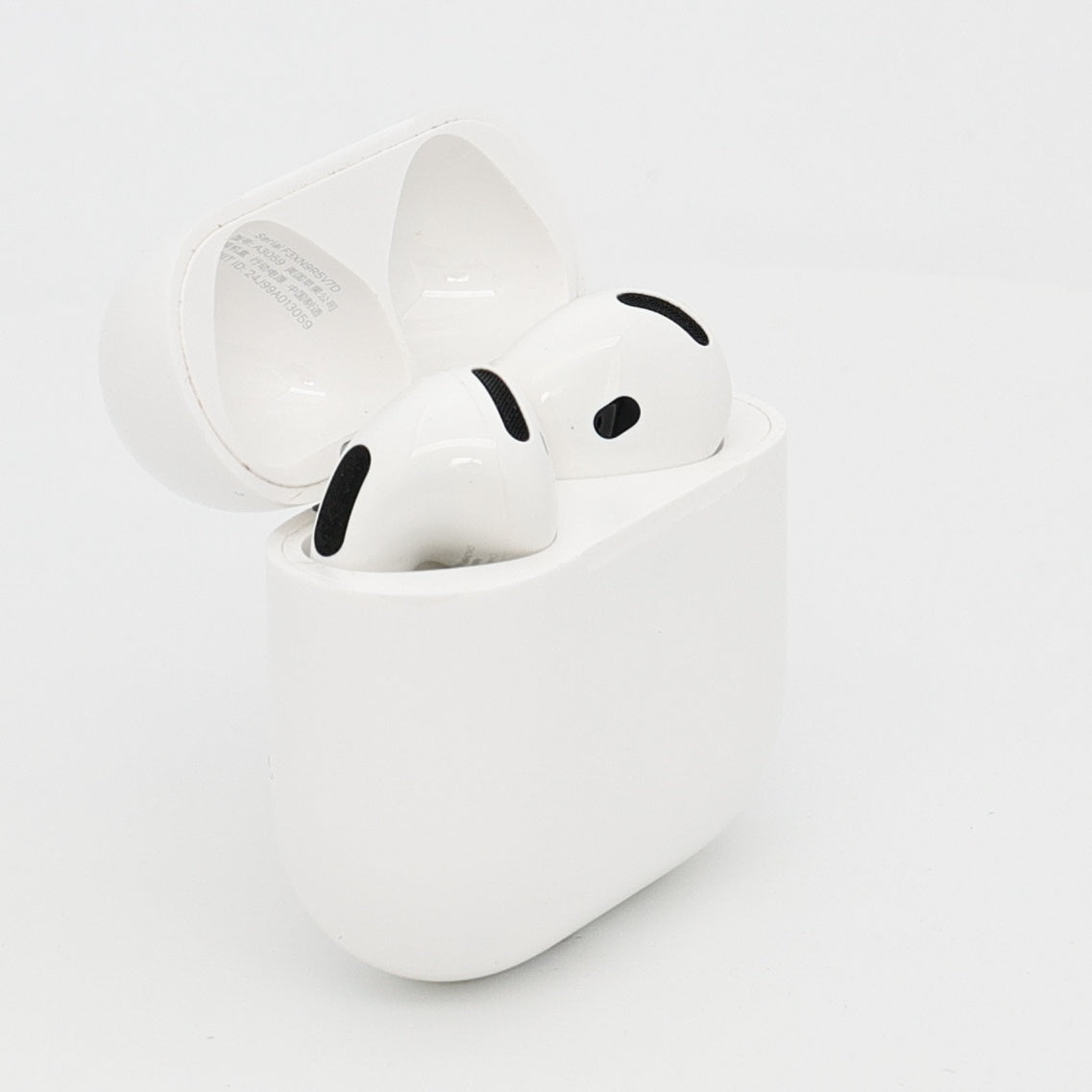 99新 Apple AirPods 4 (支持主動降噪) 白色