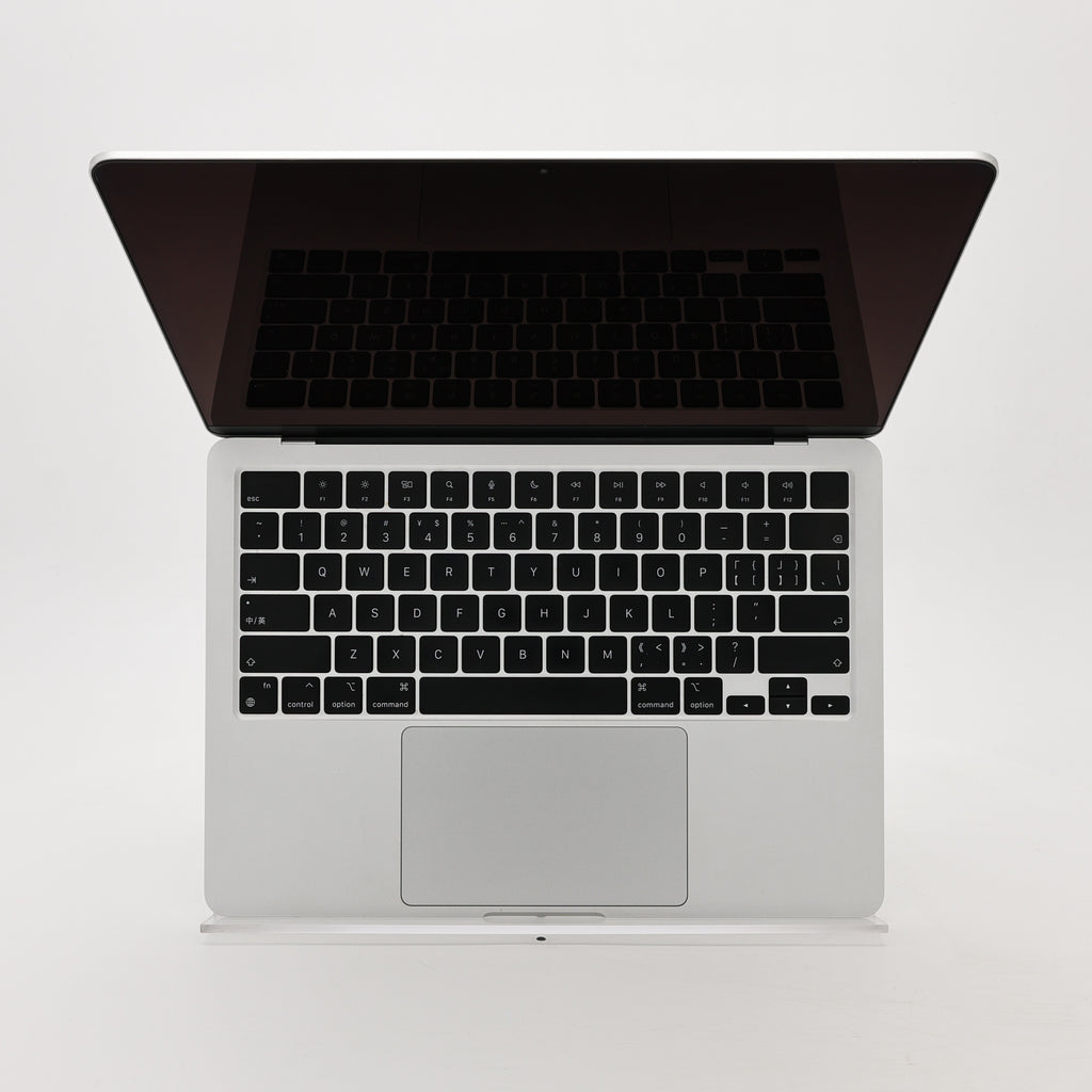 95新 Apple MacBook Air 24年 13寸 M3（8+10核） 8G RAM 512G SSD 銀色