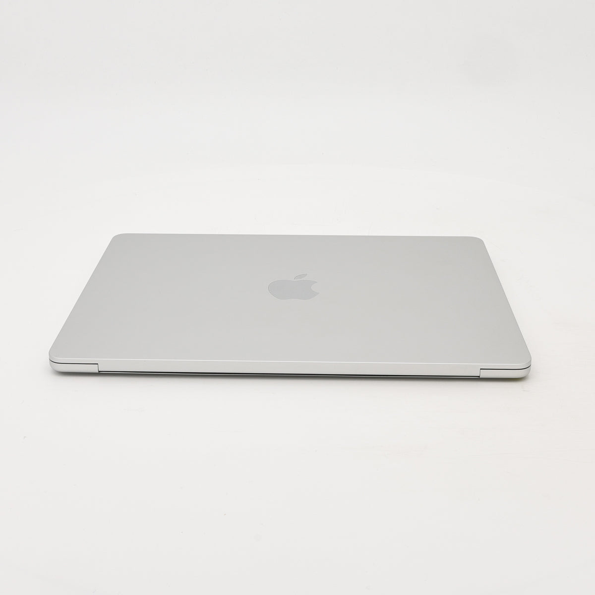 95新 Apple MacBook Air 24年 13寸 M3（8+10核） 8G RAM 512G SSD 銀色