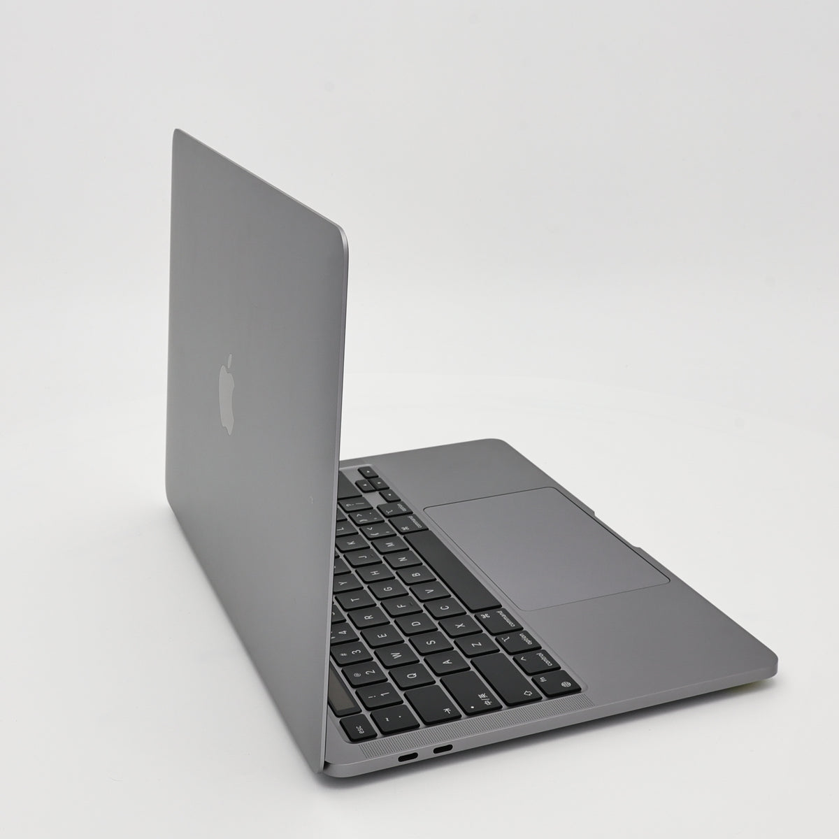 99新 Apple MacBook Pro 22年 13寸 M2（8+10核） 8G RAM 512G SSD 深空灰色