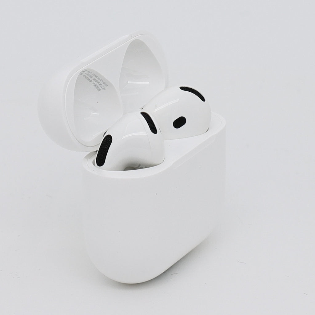 99新 Apple AirPods 4 (不支持主動降噪) 白色