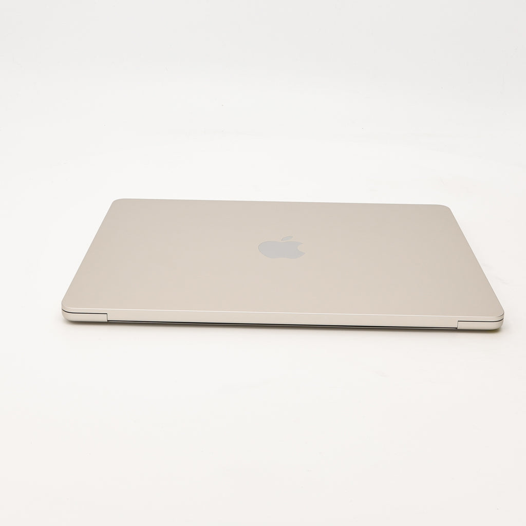 99新 Apple MacBook Air 24年 13寸 M3（8+8核） 8G RAM 256G SSD 星光色