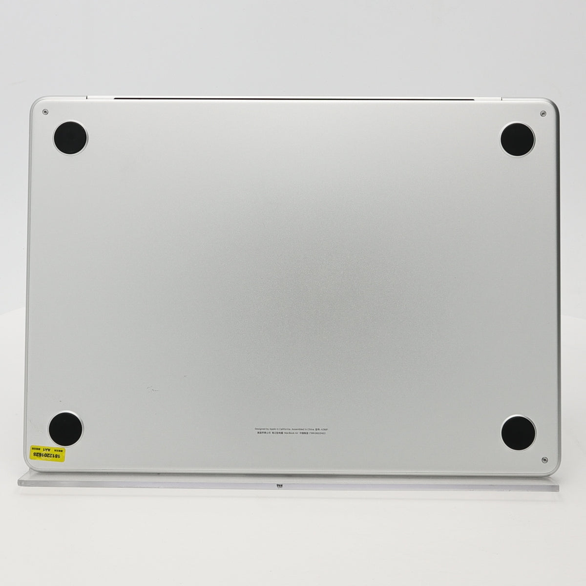95新 Apple MacBook Air 22年 13寸 M2（8+8核） 8G RAM 256G SSD 銀色