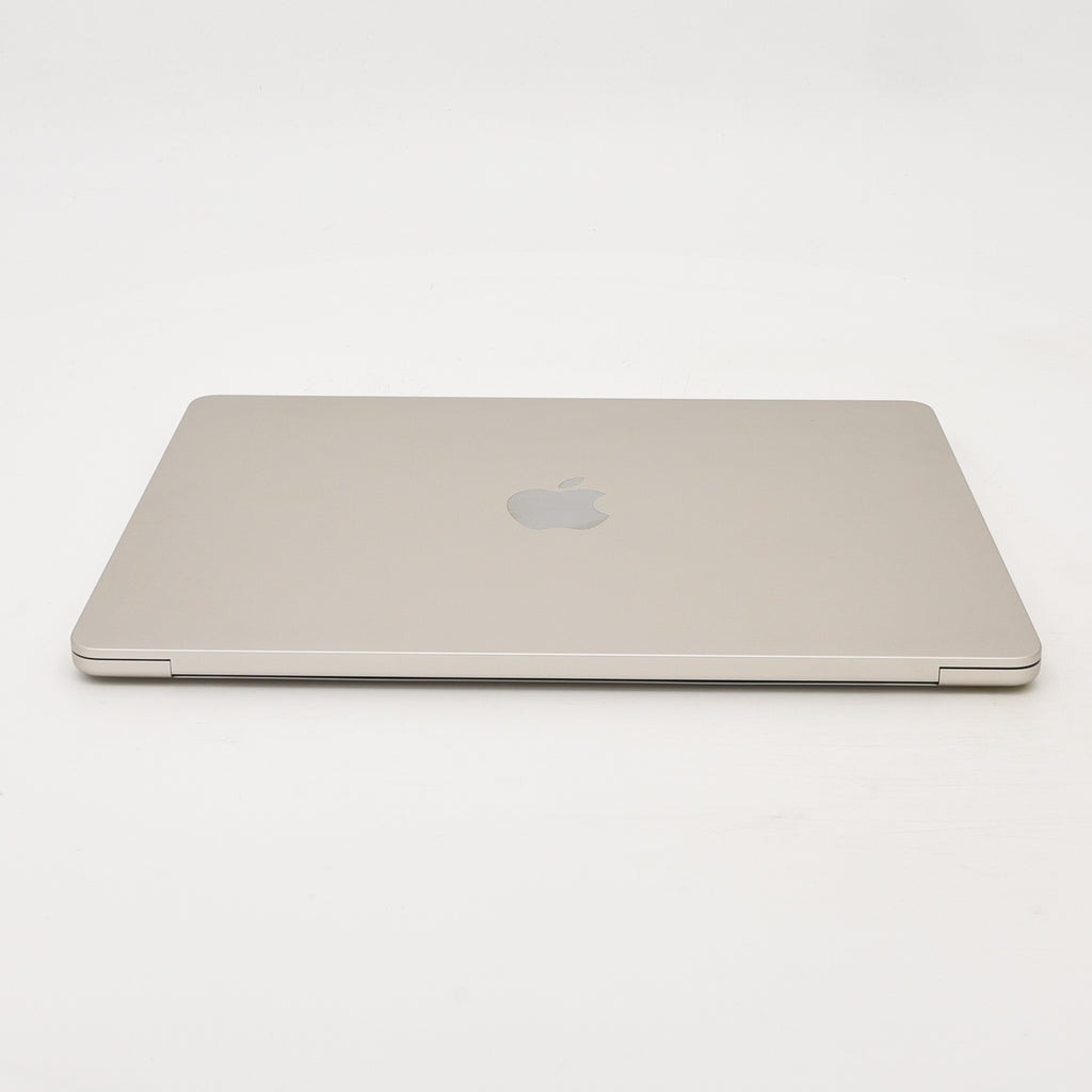 95新 Apple MacBook Air 22年 13寸 M2（8+8核） 8G RAM 256G SSD 星光色