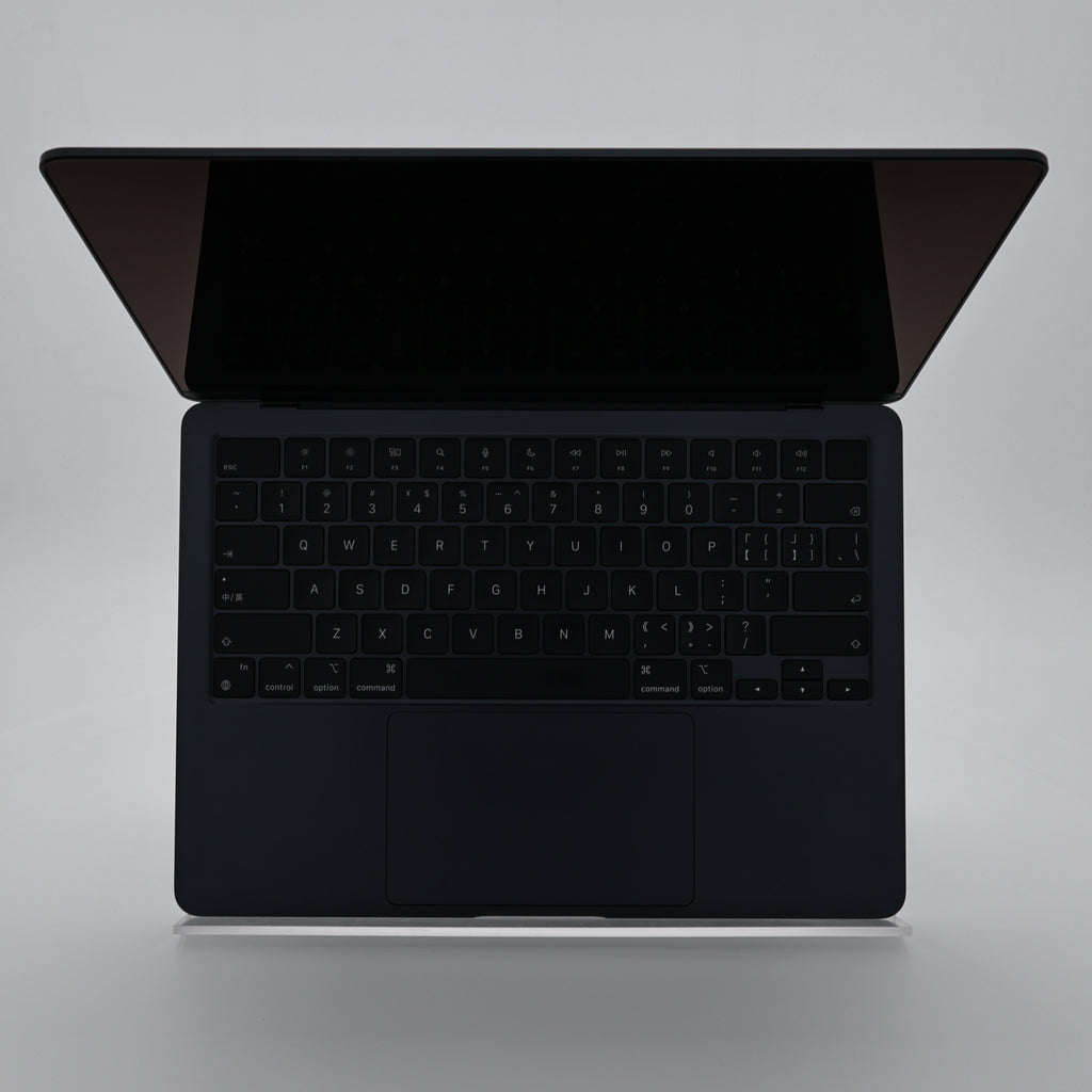 95新 Apple MacBook Air 22年 13寸 M2（8+8核） 8G RAM 256G SSD 午夜色