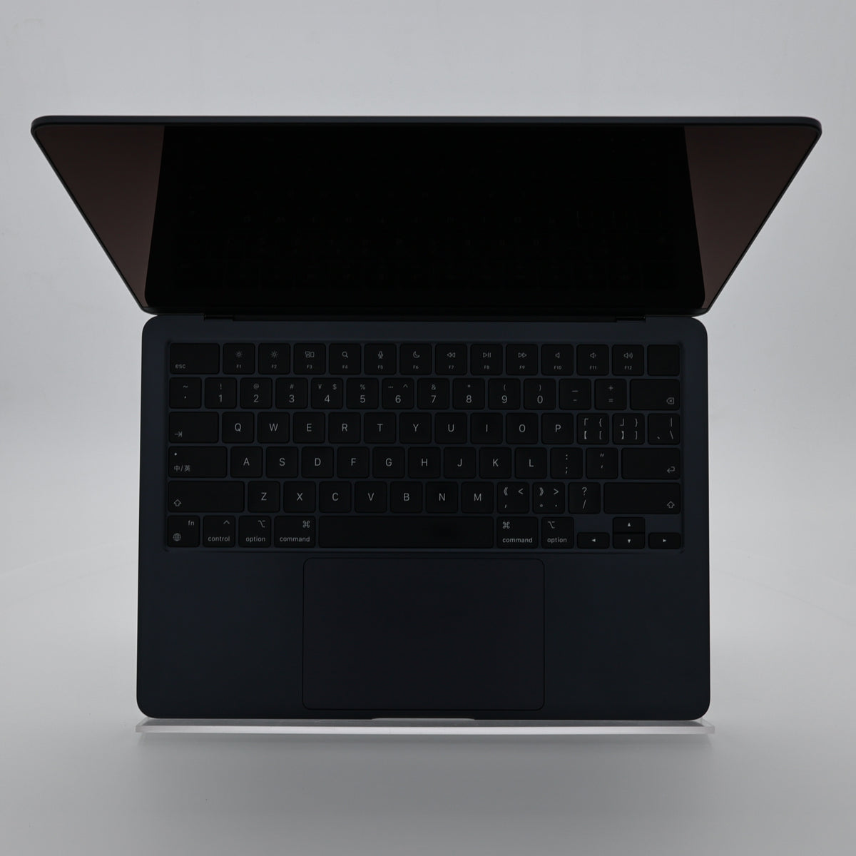 95新 Apple MacBook Air 22年 13寸 M2（8+8核） 8G RAM 256G SSD 午夜色