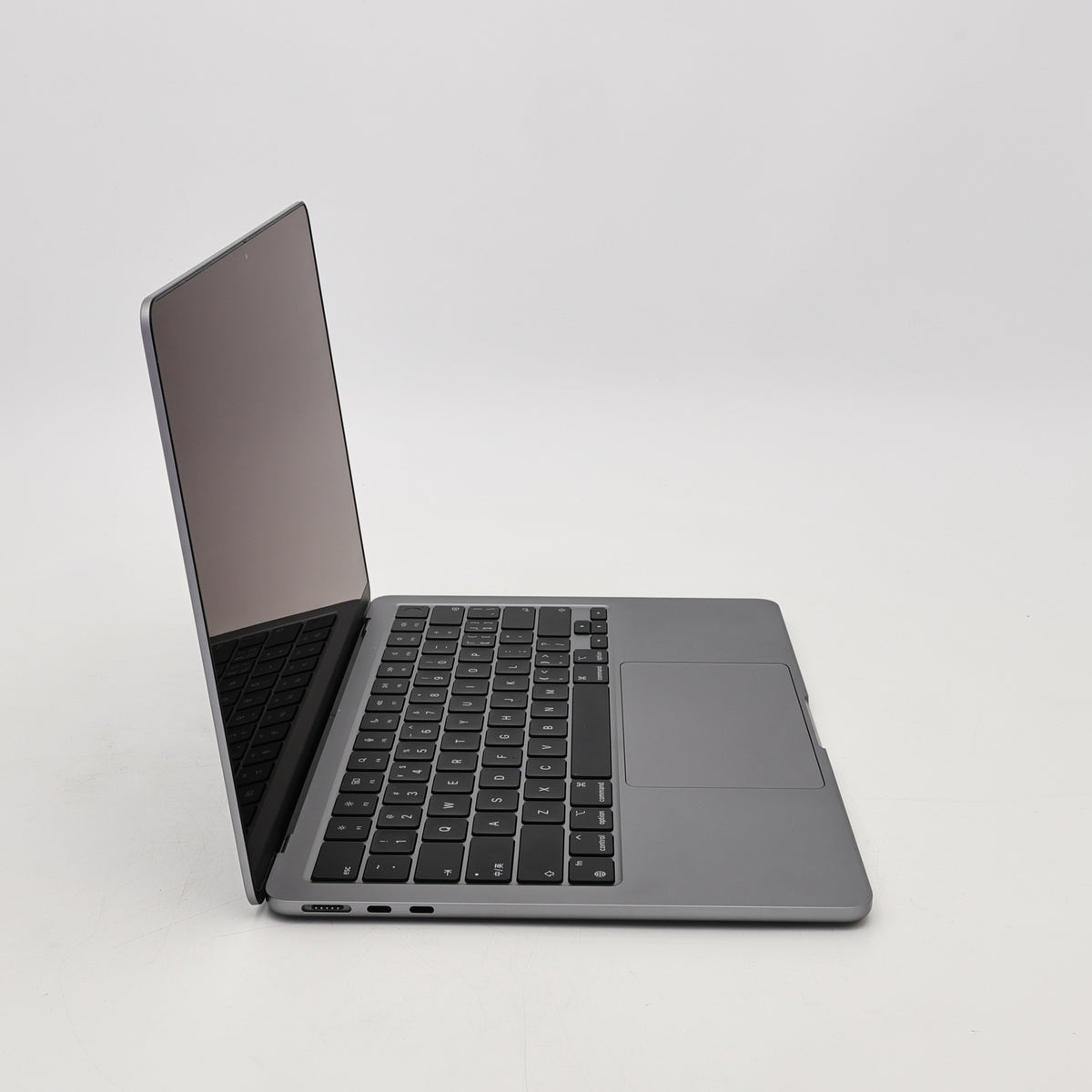 95新 Apple MacBook Air 22年 13寸 M2（8+10核） 8G RAM 512G SSD 深空灰色