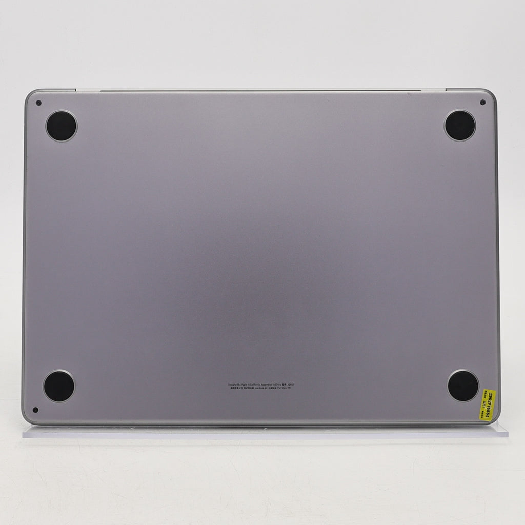 95新 Apple MacBook Air 22年 13寸 M2（8+10核） 8G RAM 512G SSD 深空灰色