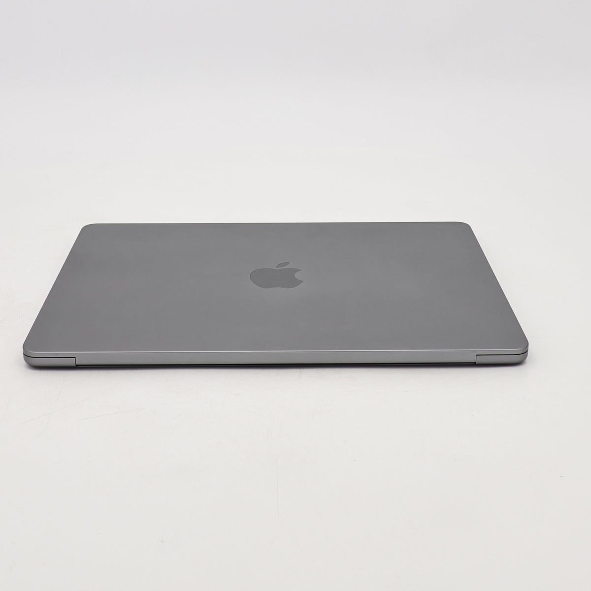 95新 Apple MacBook Air 22年 13寸 M2（8+10核） 8G RAM 512G SSD 深空灰色