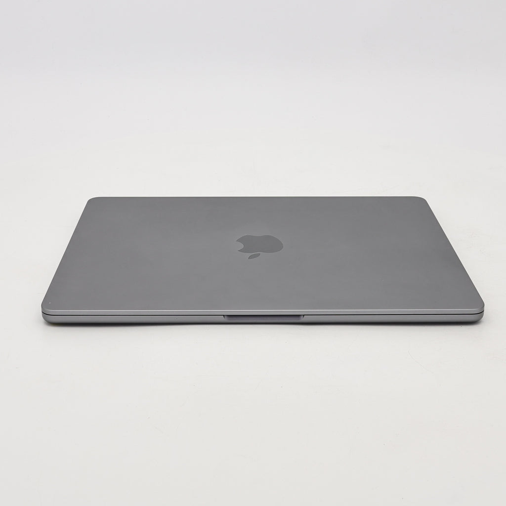 95新 Apple MacBook Air 22年 13寸 M2（8+10核） 8G RAM 512G SSD 深空灰色
