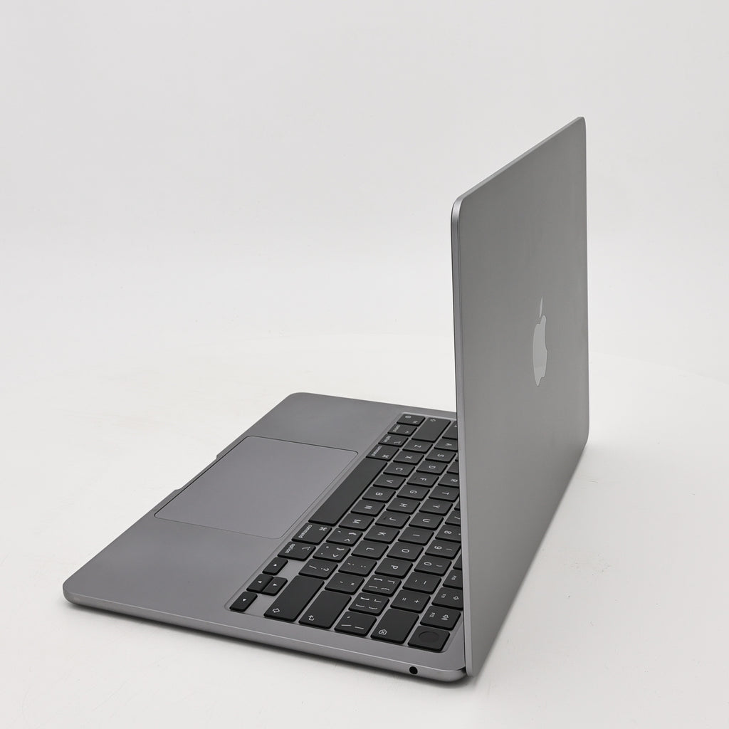95新 Apple MacBook Air 22年 13寸 M2（8+8核） 16G RAM 256G SSD 深空灰色