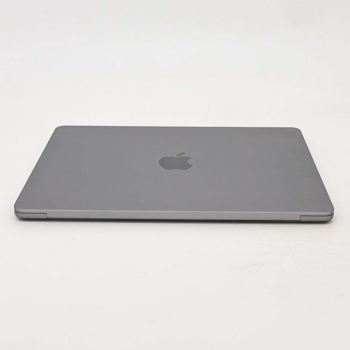 95新 Apple MacBook Air 22年 13寸 M2（8+8核） 16G RAM 256G SSD 深空灰色