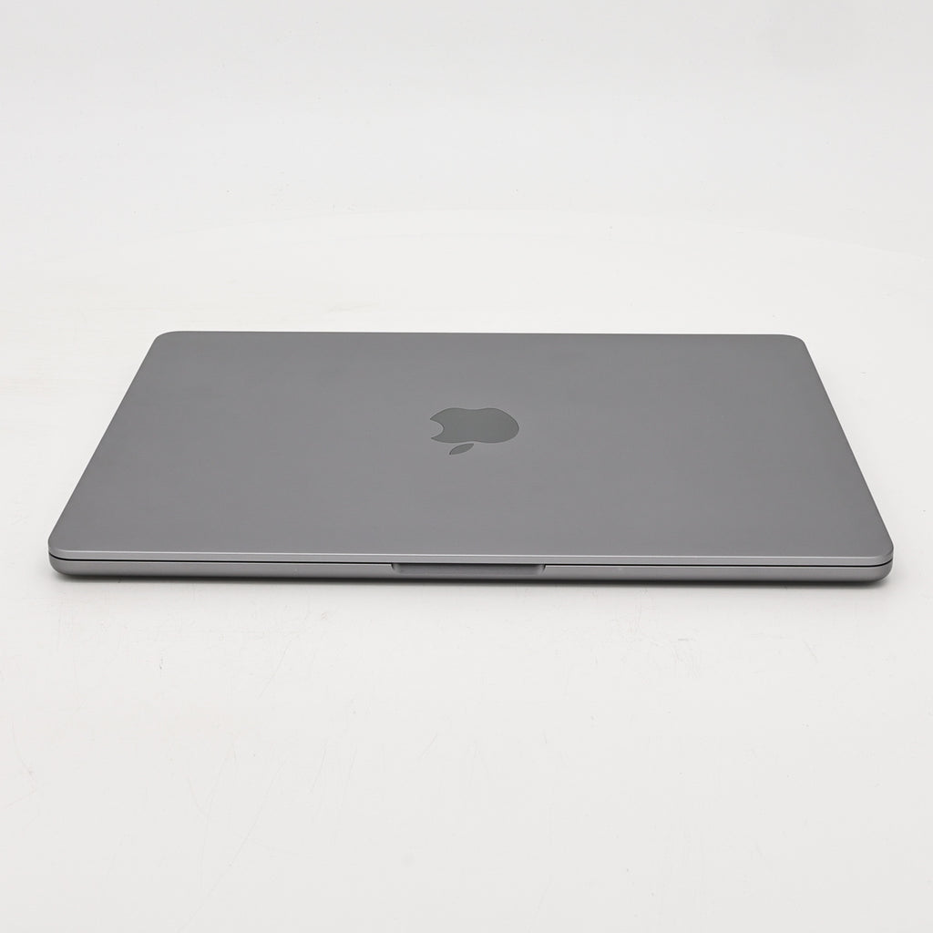 95新 Apple MacBook Air 22年 13寸 M2（8+8核） 16G RAM 256G SSD 深空灰色