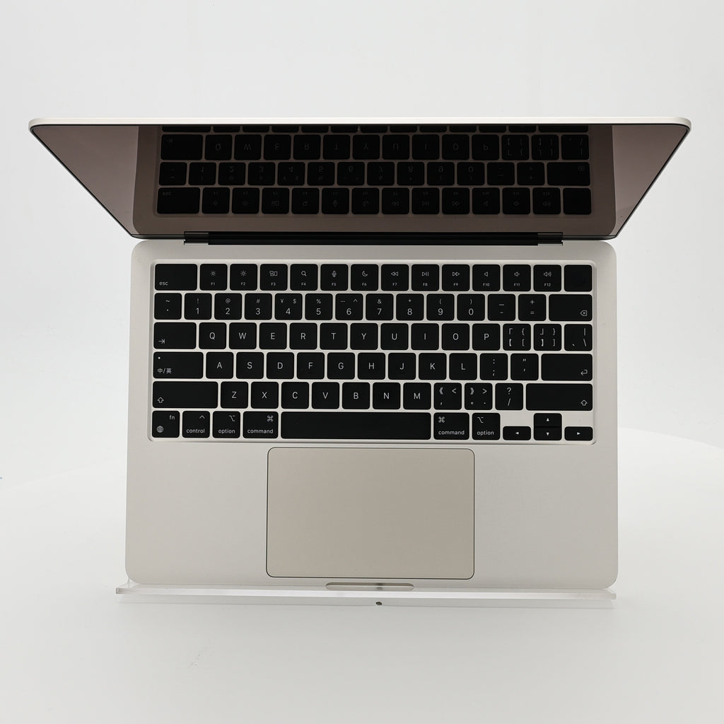 99新 Apple MacBook Air 24年 13寸 M3（8+8核） 8G RAM 256G SSD 星光色