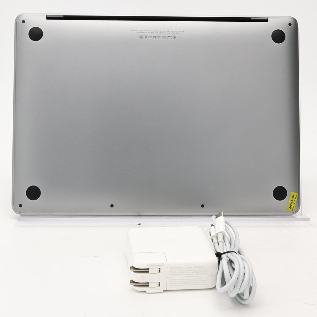 95新 Apple MacBook Pro 22年 13寸 M2（8+10核） 8G RAM 512G SSD 深空灰色