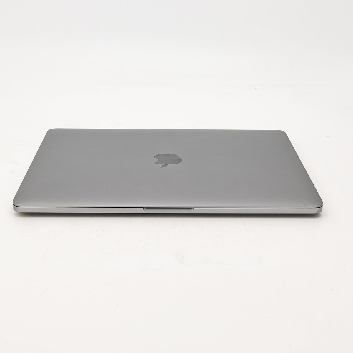 95新 Apple MacBook Pro 22年 13寸 M2（8+10核） 8G RAM 512G SSD 深空灰色