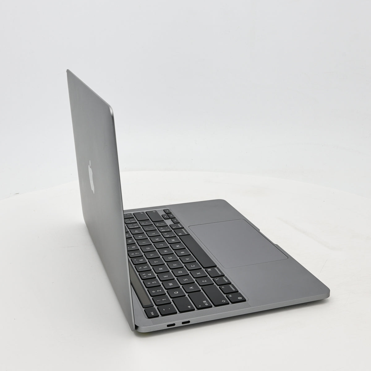 95新 Apple MacBook Pro 22年 13寸 M2（8+10核） 8G RAM 512G SSD 深空灰色
