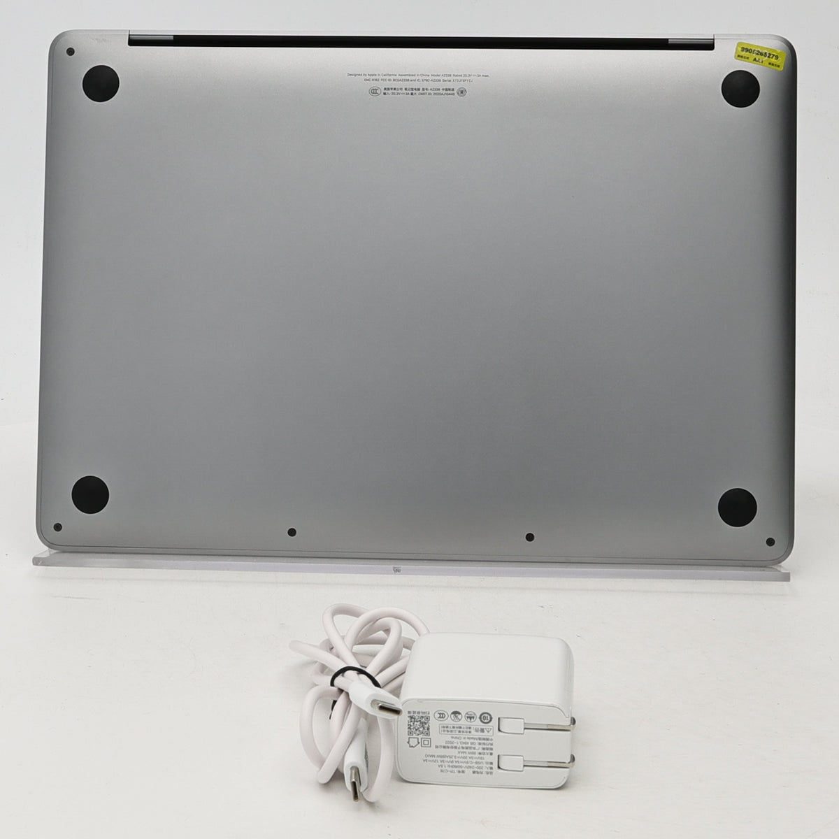 95新 Apple MacBook Pro 22年 13寸 M2（8+10核） 8G RAM 512G SSD 深空灰色