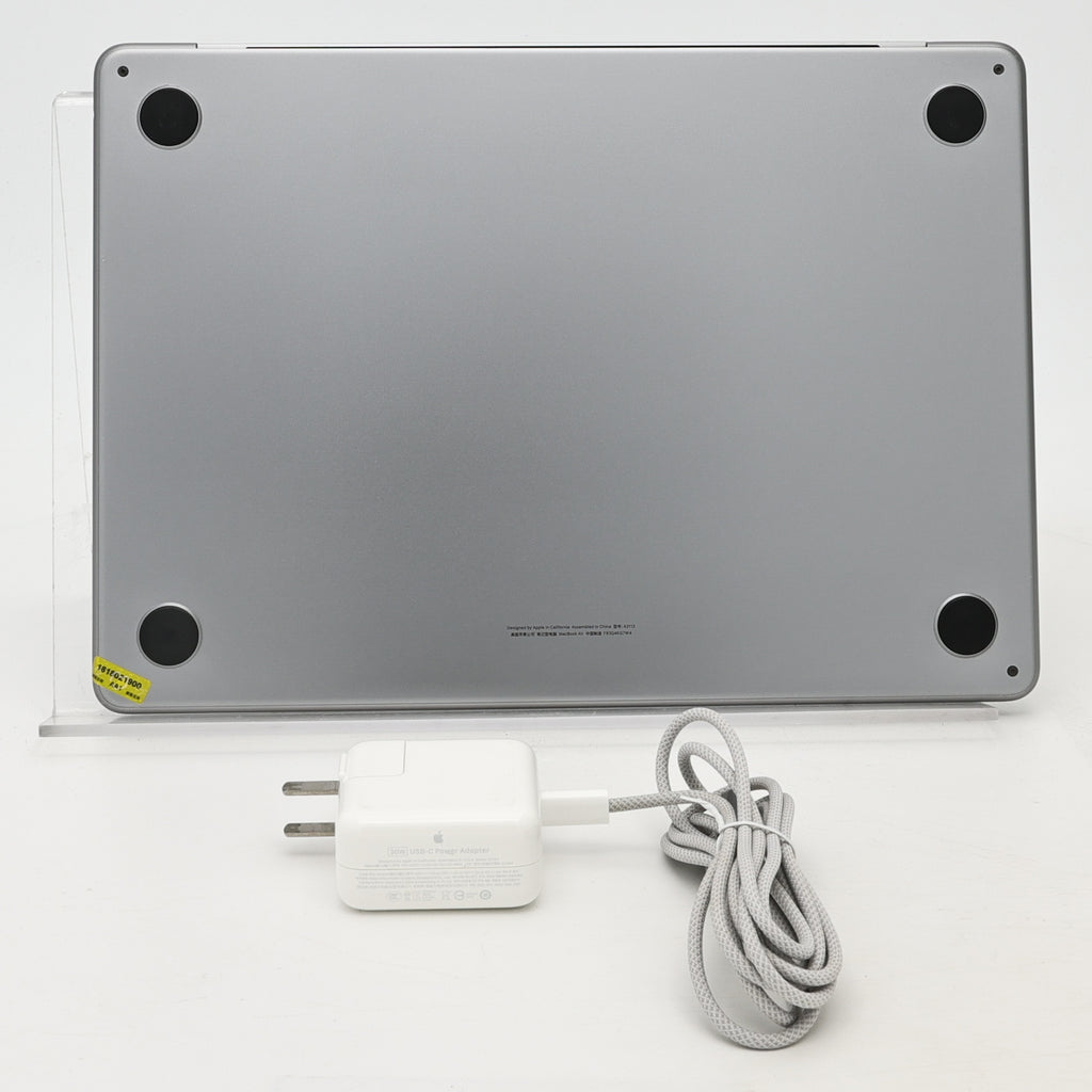 99新 Apple MacBook Air 24年 13寸 M3（8+8核） 8G RAM 256G SSD 深空灰色