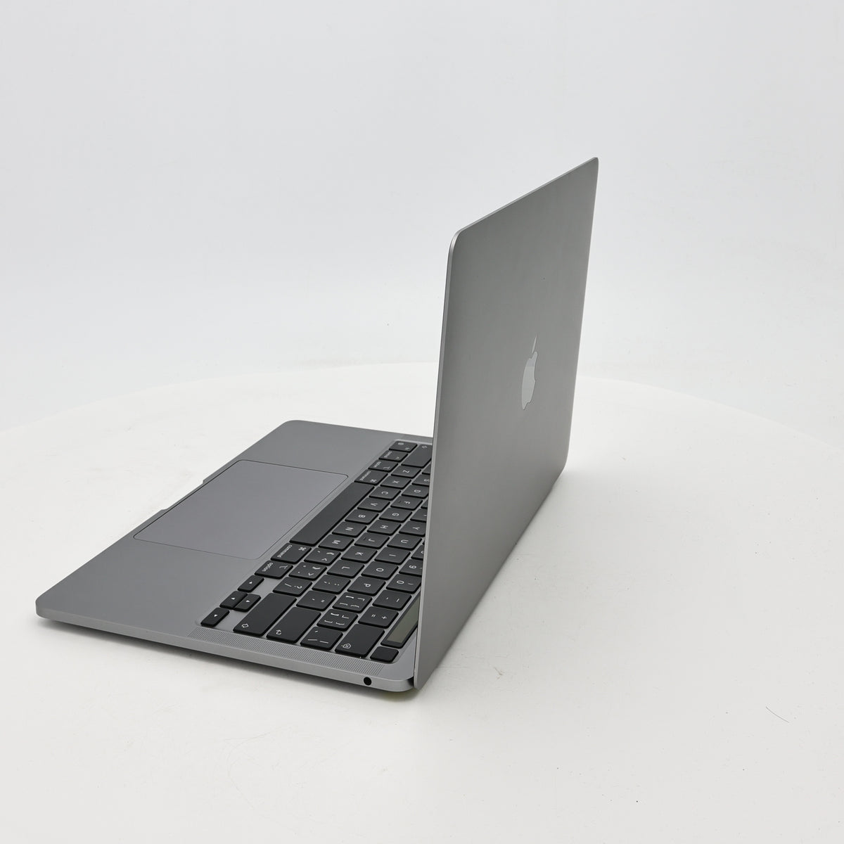 95新 Apple MacBook Pro 22年 13寸 M2（8+10核） 8G RAM 512G SSD 深空灰色