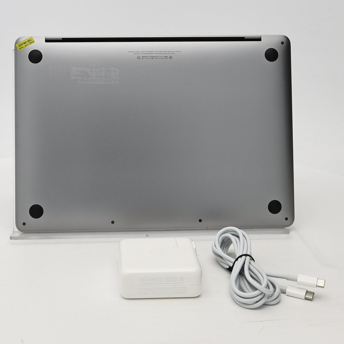 95新 Apple MacBook Pro 22年 13寸 M2（8+10核） 8G RAM 512G SSD 深空灰色