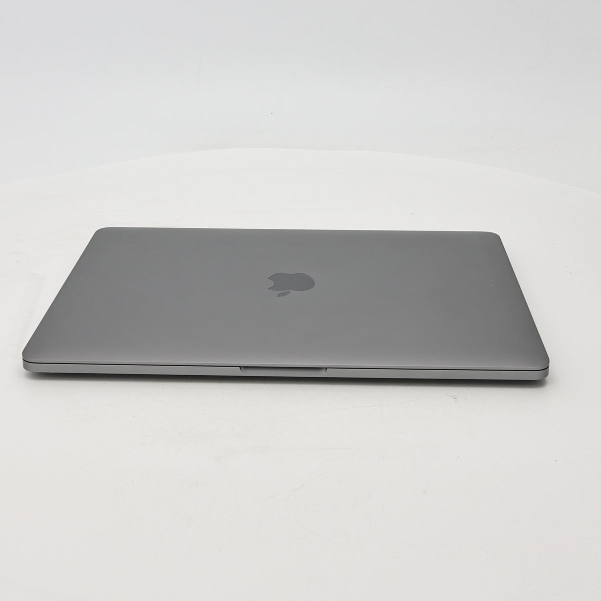 95新 Apple MacBook Pro 22年 13寸 M2（8+10核） 8G RAM 512G SSD 深空灰色
