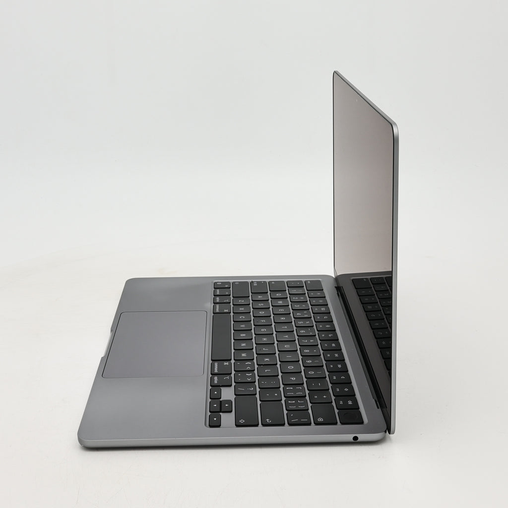 95新 Apple MacBook Air 22年 13寸 M2（8+8核） 8G RAM 256G SSD 深空灰色