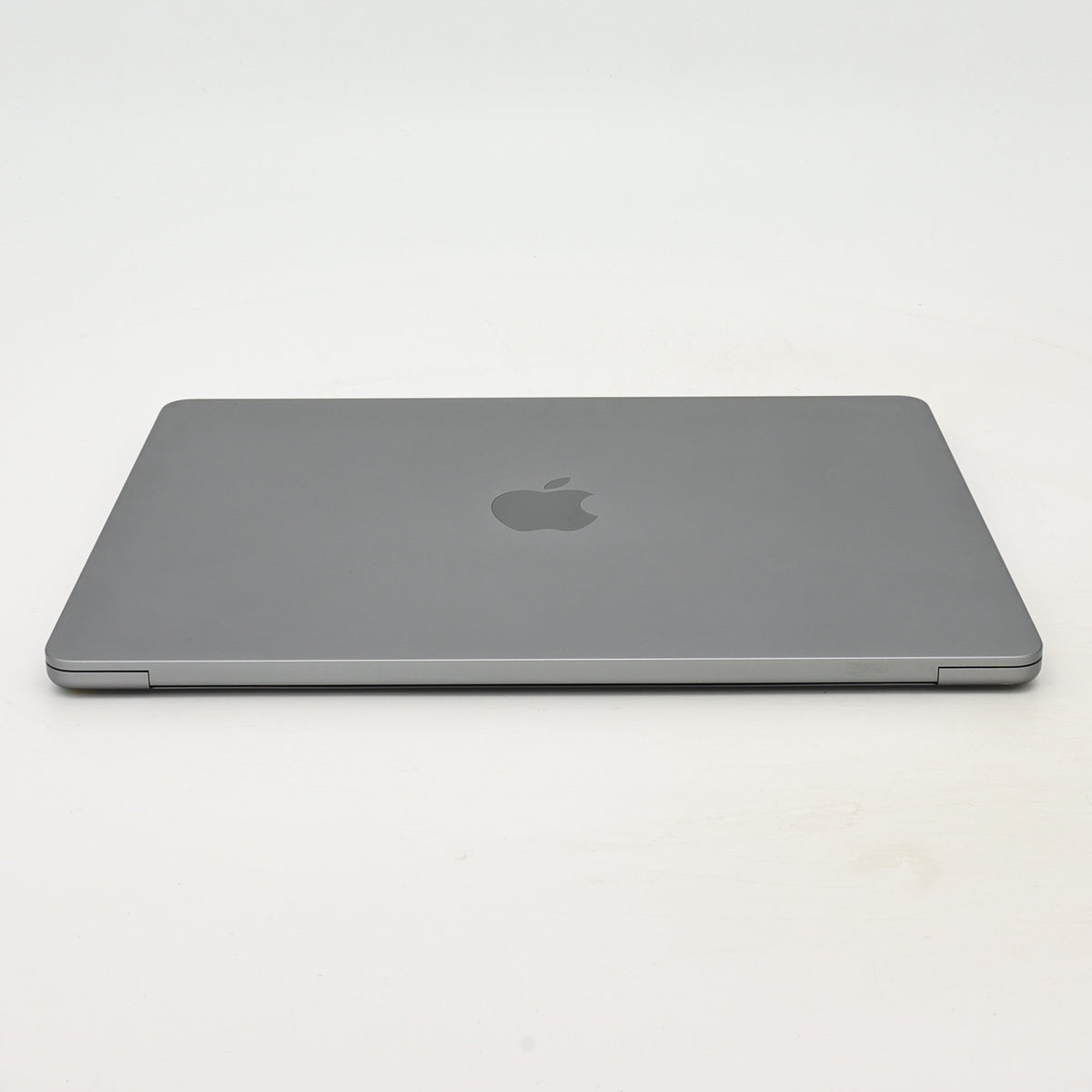 95新 Apple MacBook Air 22年 13寸 M2（8+8核） 8G RAM 256G SSD 深空灰色
