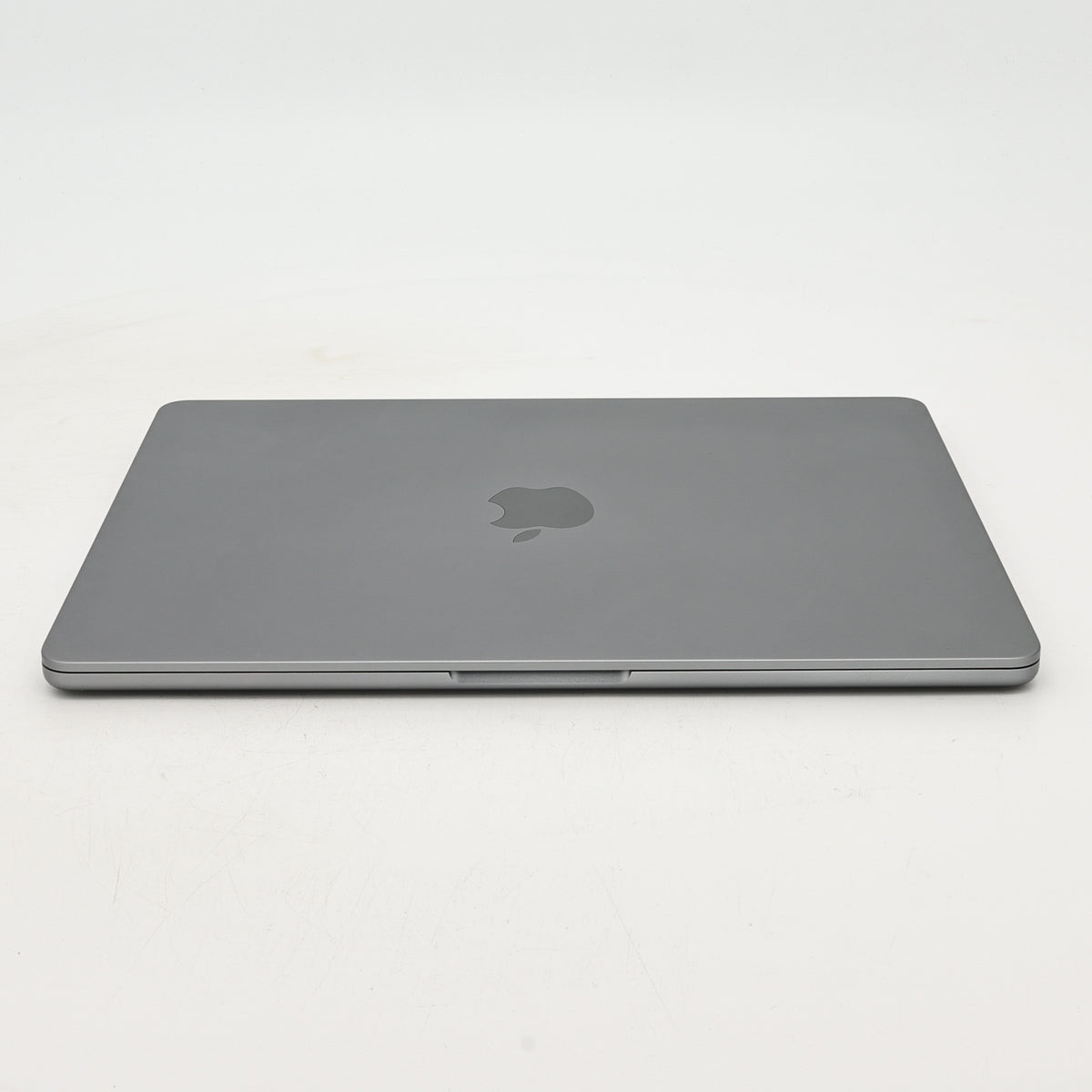 95新 Apple MacBook Air 22年 13寸 M2（8+8核） 8G RAM 256G SSD 深空灰色