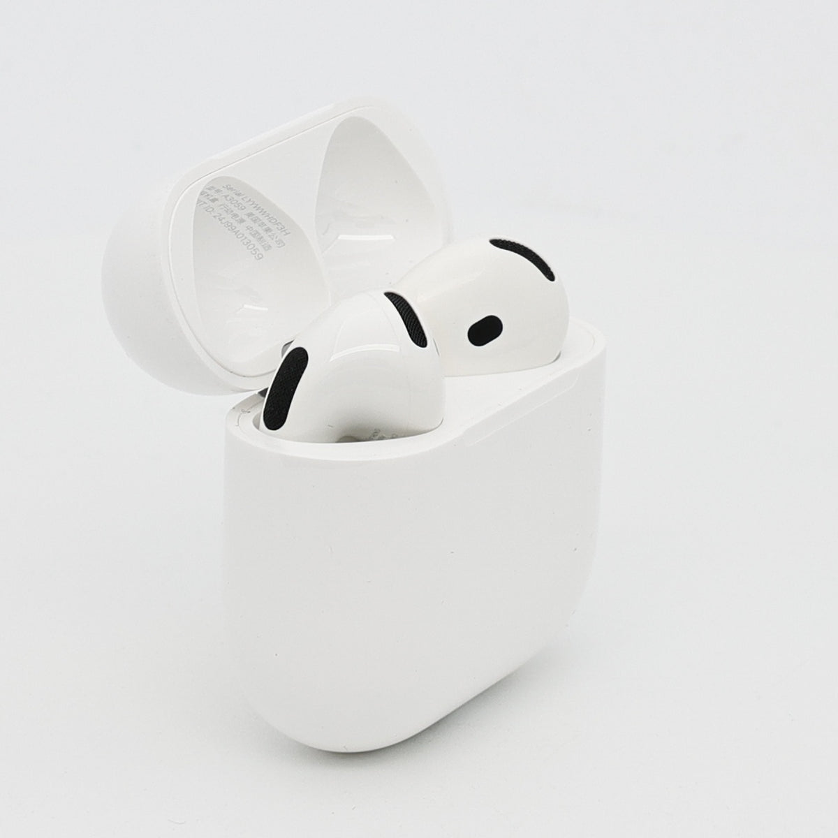 99新 Apple AirPods 4 (支持主動降噪) 白色