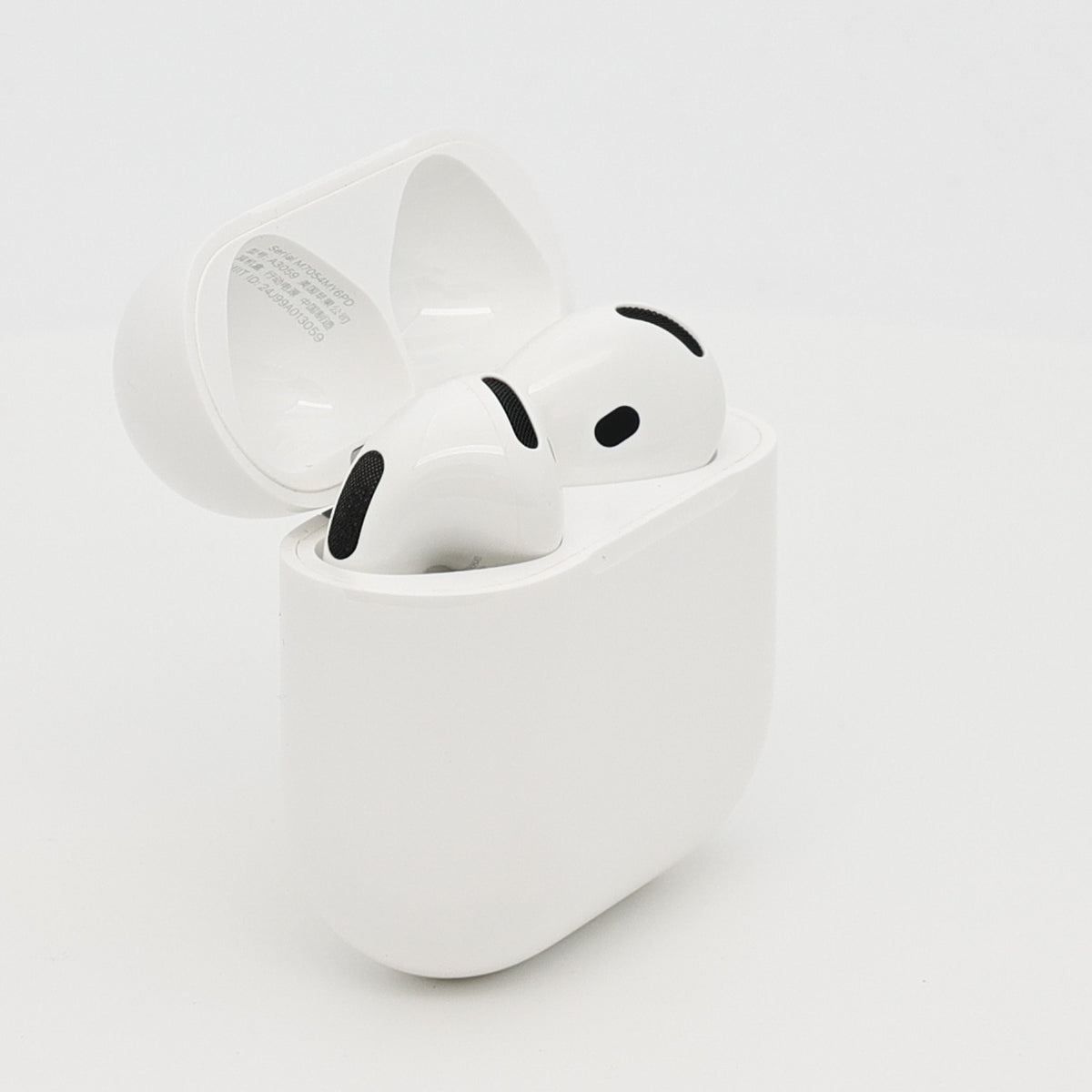 99新 Apple AirPods 4 (支持主動降噪) 白色