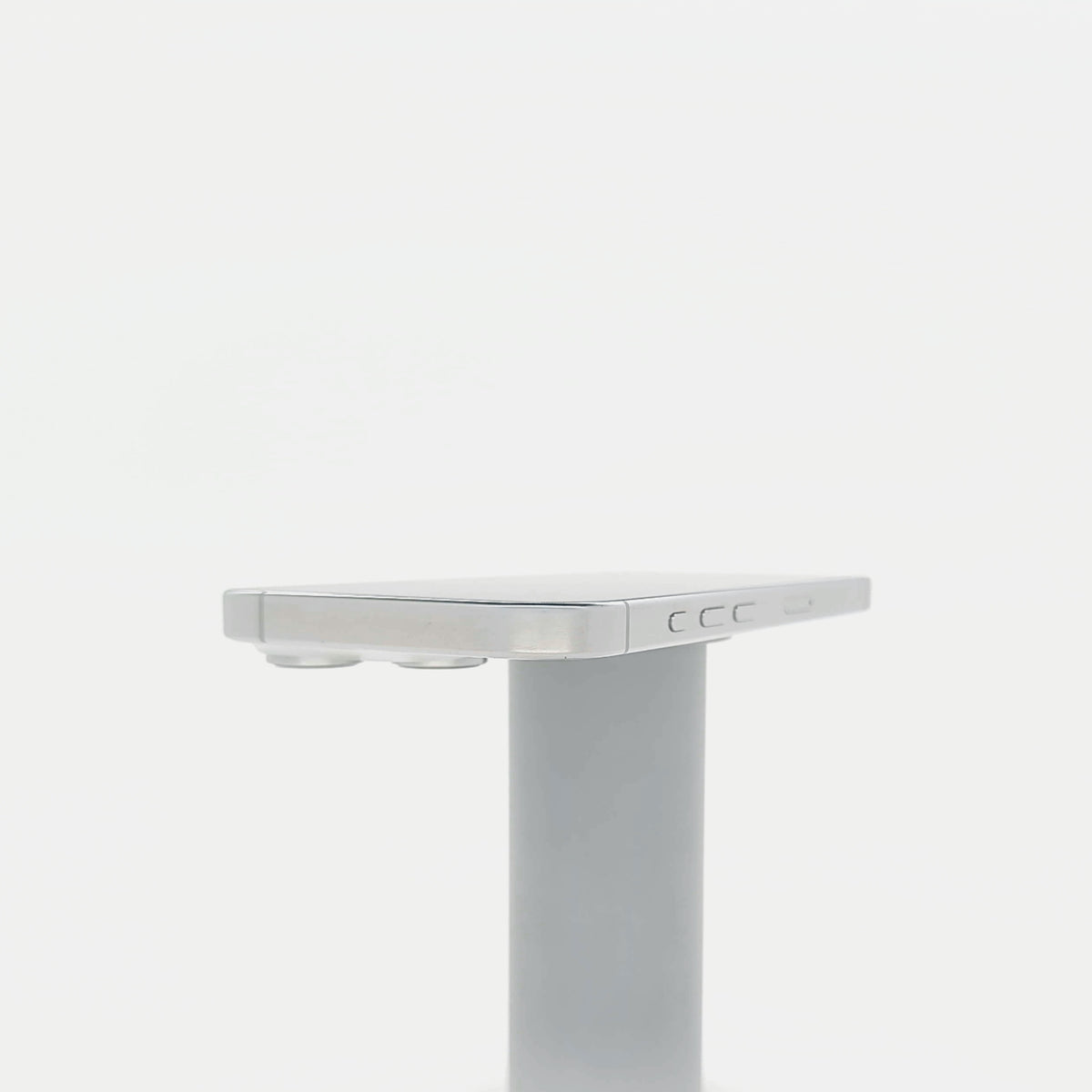 95新 Apple iPhone 16 Pro 128G 白色鈦金屬 中國大陸版