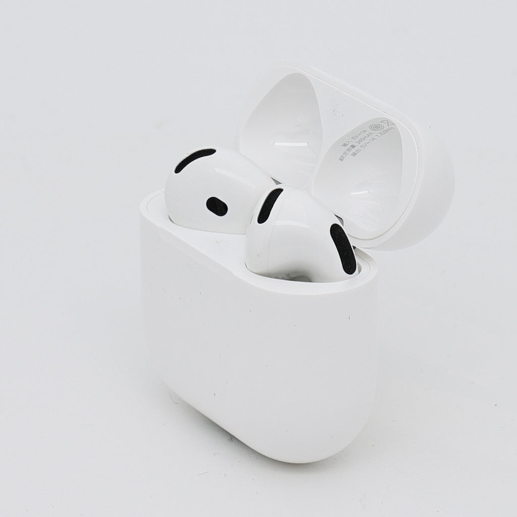 99新 Apple AirPods 4 (不支持主動降噪) 白色