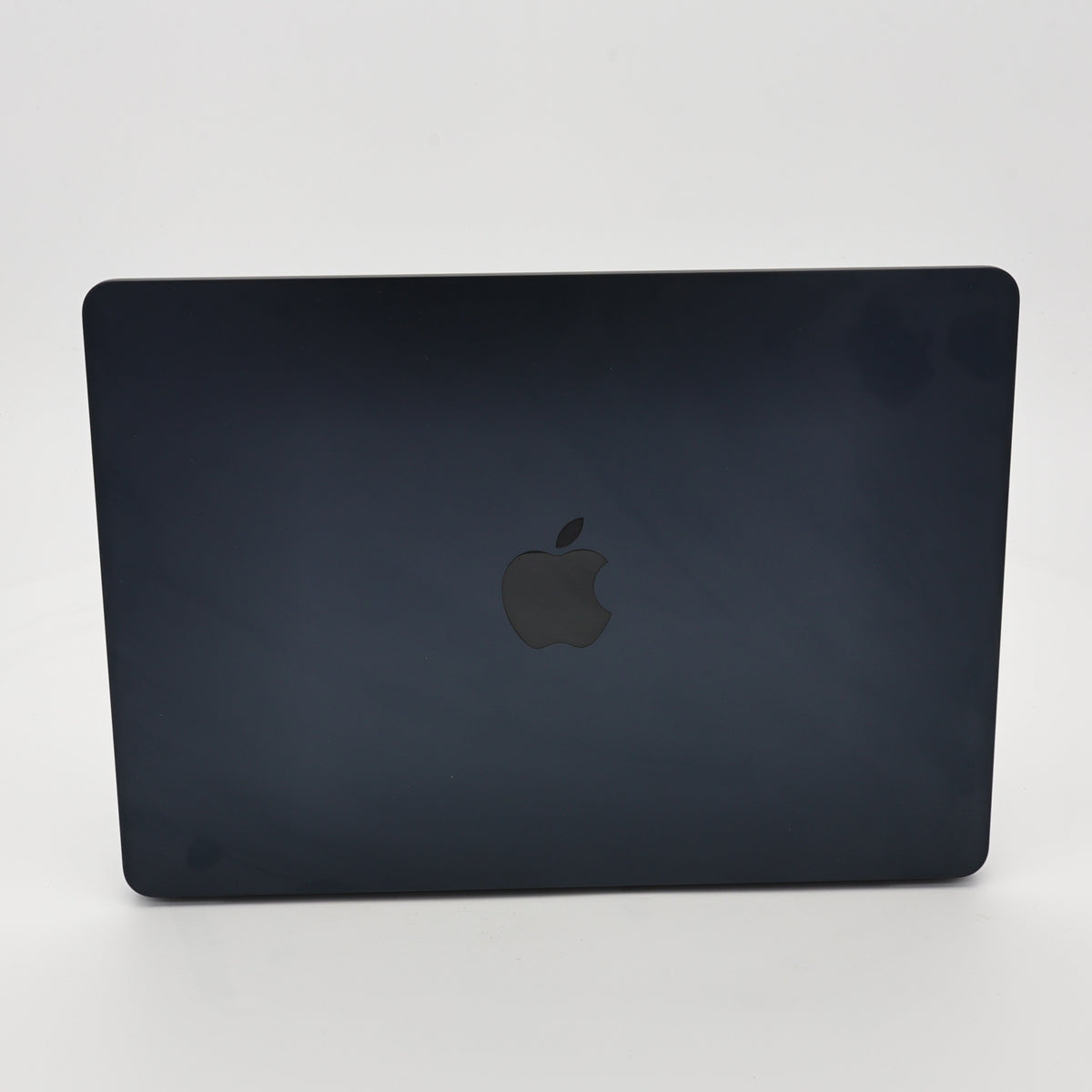 95新 Apple MacBook Air 22年 13寸 M2（8+10核） 8G RAM 512G SSD 午夜色