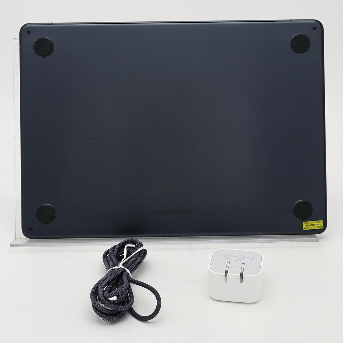 95新 Apple MacBook Air 22年 13寸 M2（8+10核） 8G RAM 512G SSD 午夜色
