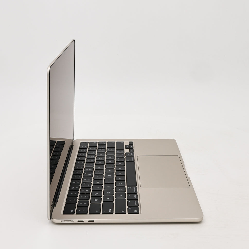 95新 Apple MacBook Air 24年 13寸 M3（8+8核） 8G RAM 256G SSD 星光色