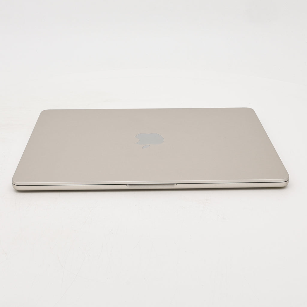 95新 Apple MacBook Air 24年 13寸 M3（8+8核） 8G RAM 256G SSD 星光色