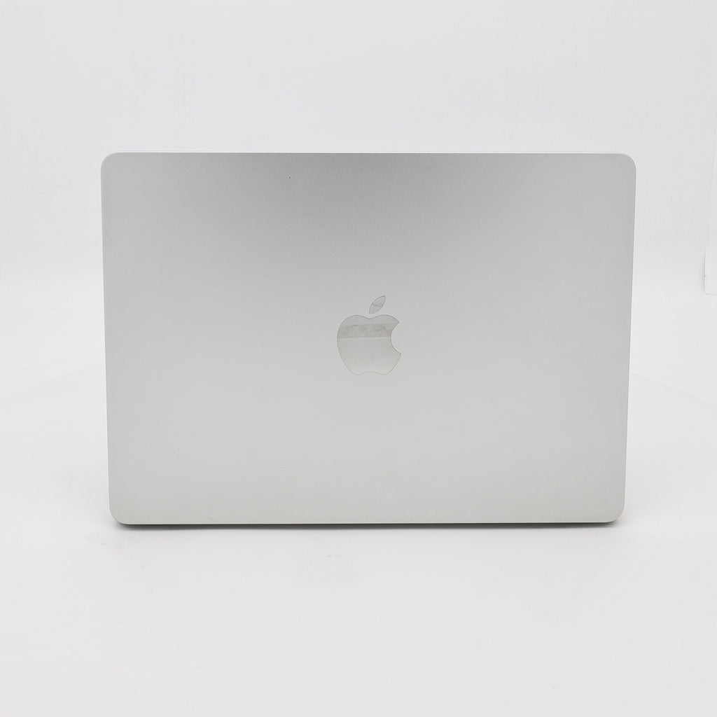 95新 Apple MacBook Air 24年 13寸 M3（8+8核） 8G RAM 256G SSD 銀色