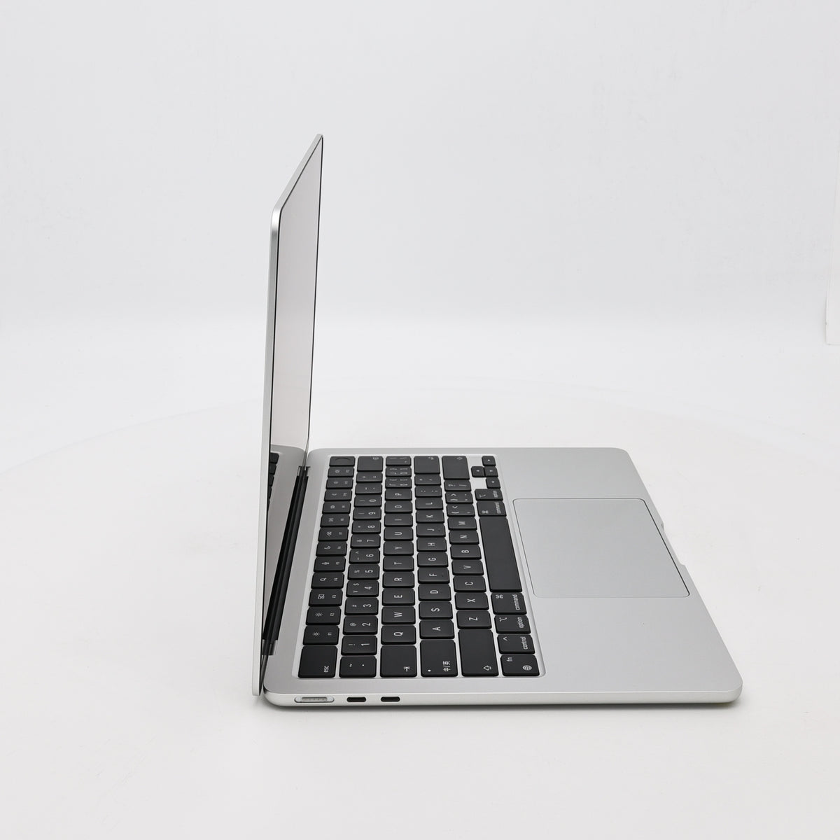 95新 Apple MacBook Air 24年 13寸 M3（8+8核） 8G RAM 256G SSD 銀色