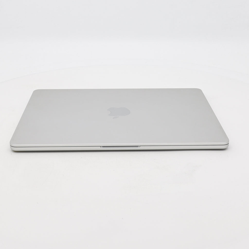 95新 Apple MacBook Air 24年 13寸 M3（8+8核） 8G RAM 256G SSD 銀色