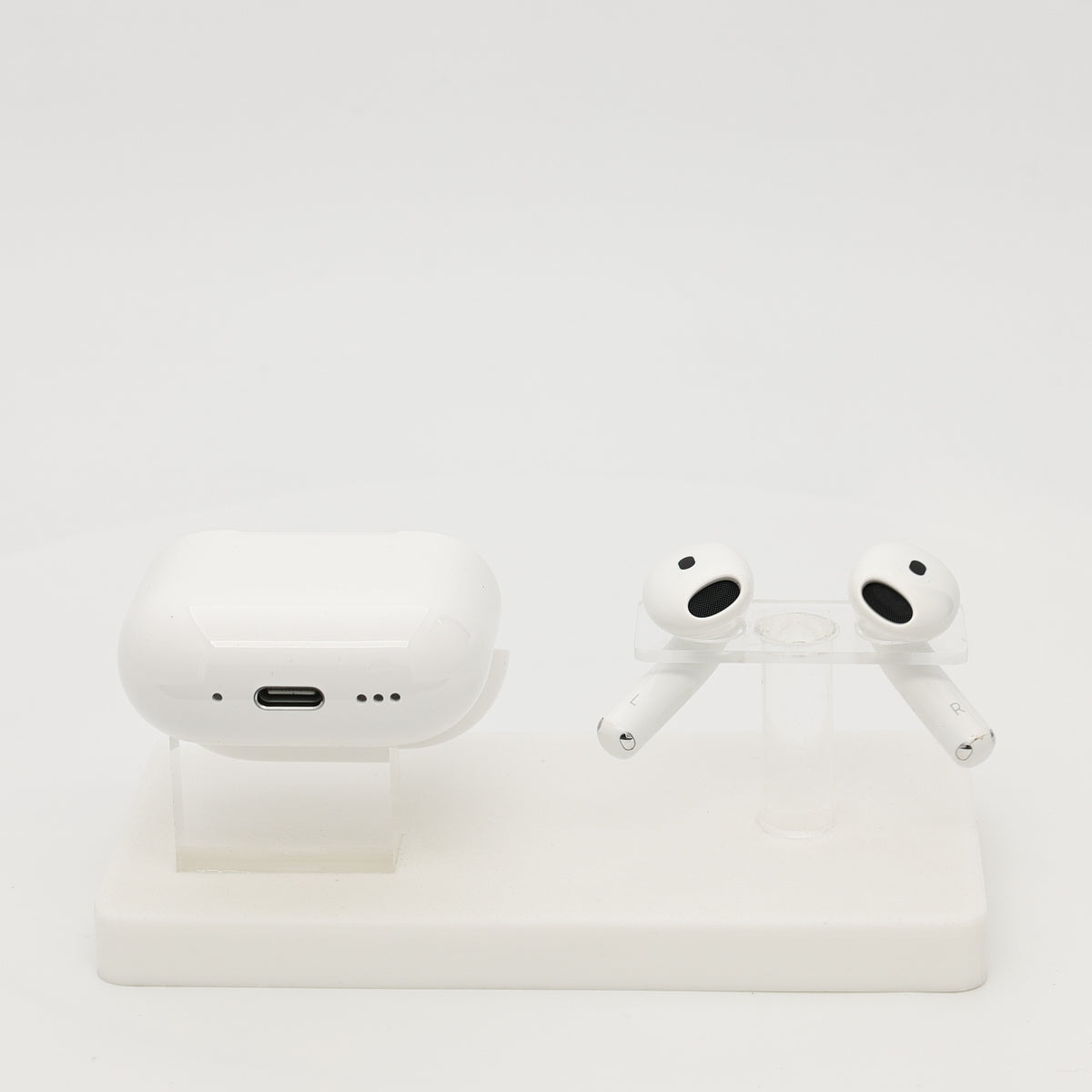 99新 Apple AirPods 4 (支持主動降噪) 白色