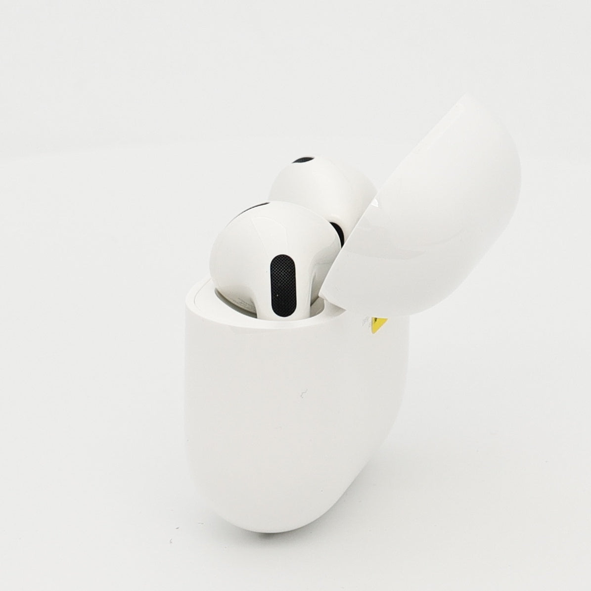 99新 Apple AirPods 4 (支持主動降噪) 白色