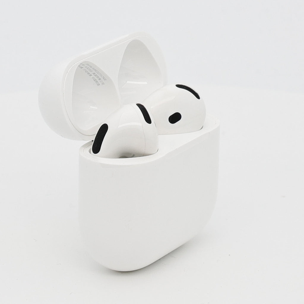 99新 Apple AirPods 4 (不支持主動降噪) 白色