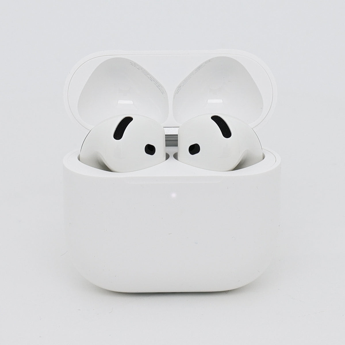 99新 Apple AirPods 4 (不支持主動降噪) 白色