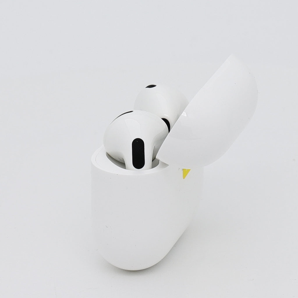 99新 Apple AirPods 4 (不支持主動降噪) 白色
