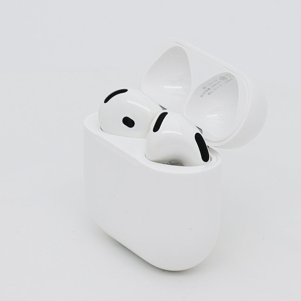 99新 Apple AirPods 4 (不支持主動降噪) 白色