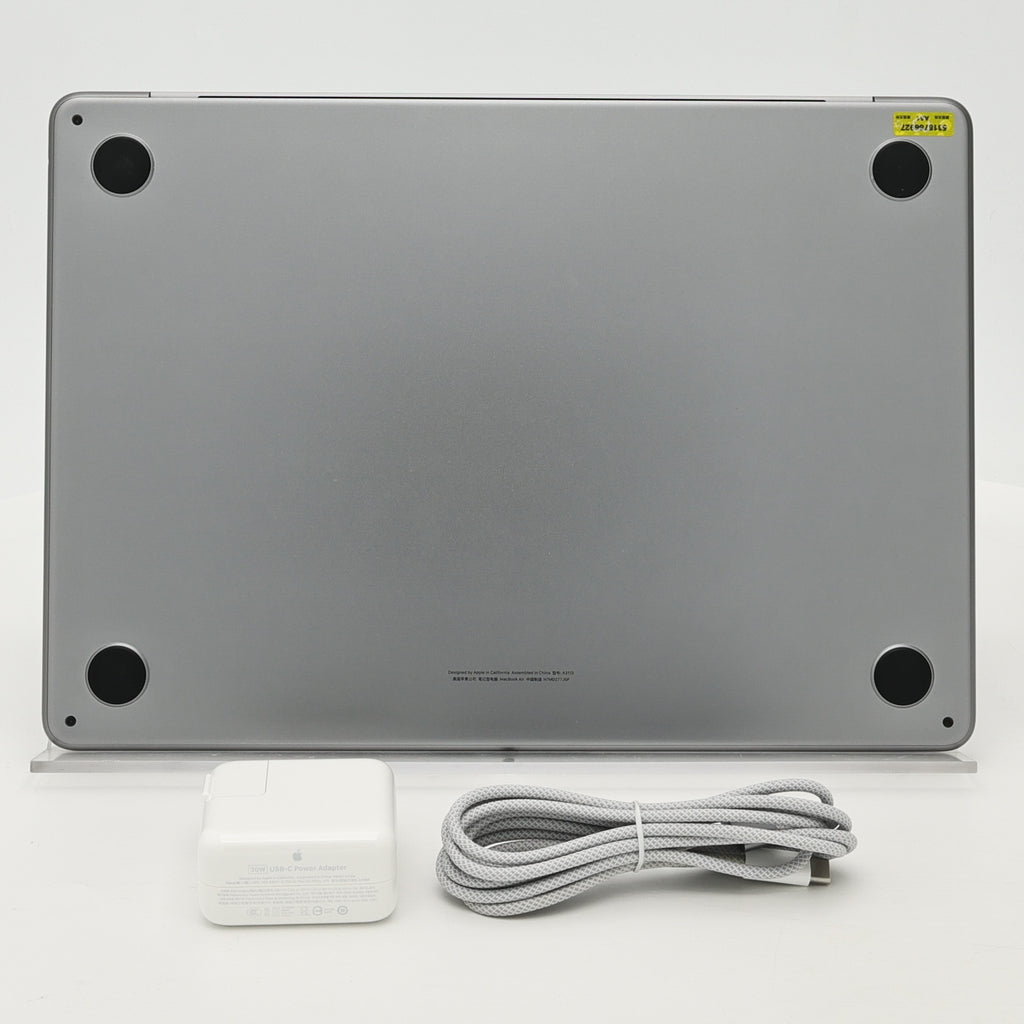 99新 Apple MacBook Air 24年 13寸 M3（8+8核） 8G RAM 256G SSD 深空灰色