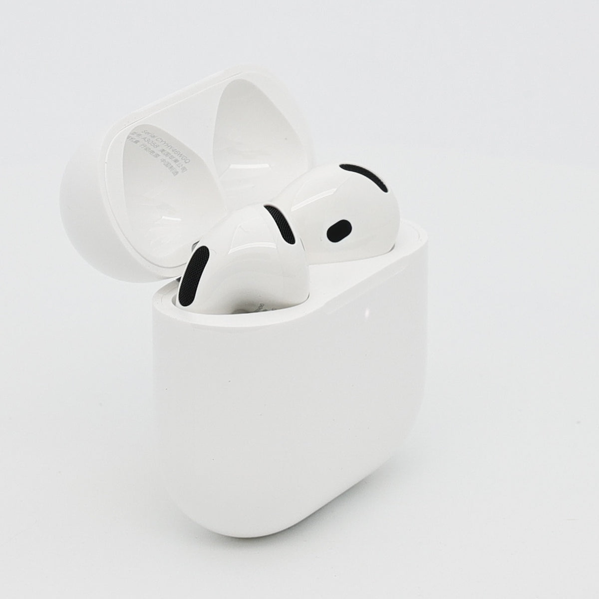 99新 Apple AirPods 4 (不支持主動降噪) 白色