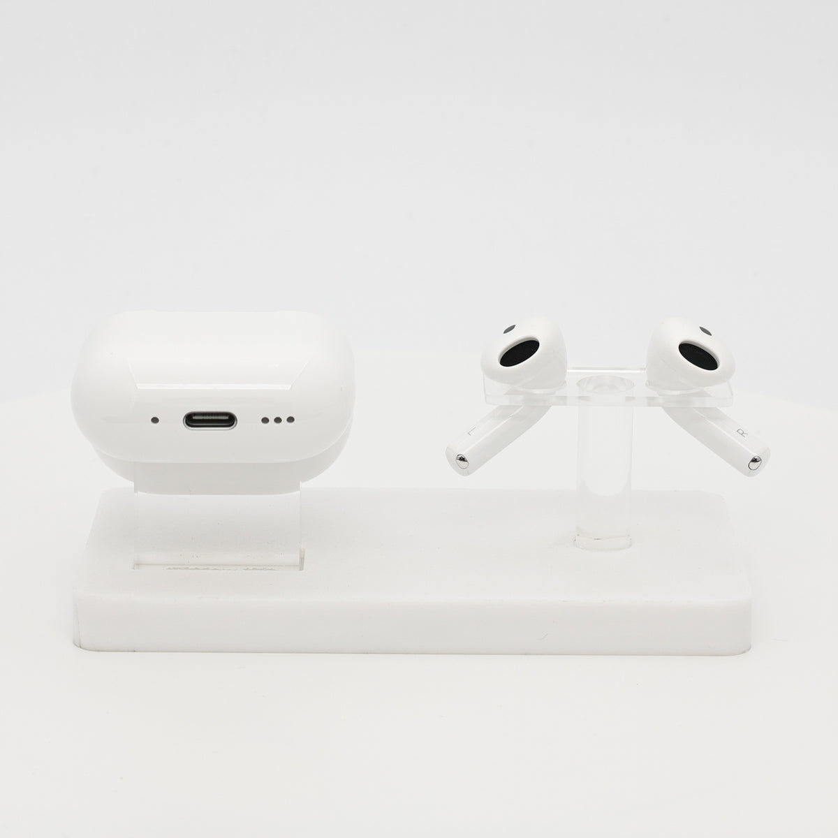 99新 Apple AirPods 4 (支持主動降噪) 白色