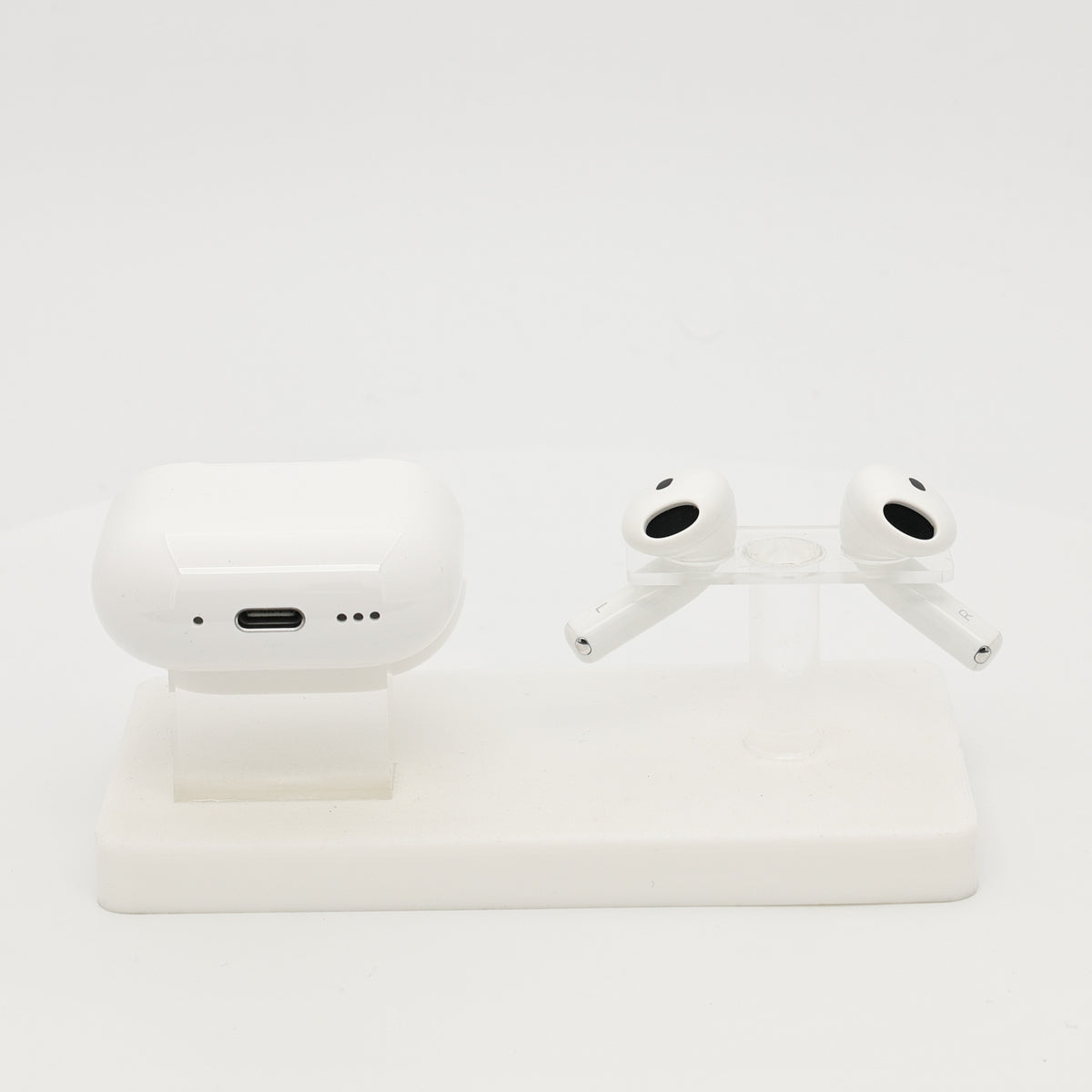99新 Apple AirPods 4 (支持主動降噪) 白色